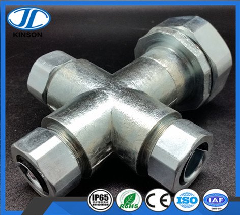 十字四通金属接头_副本